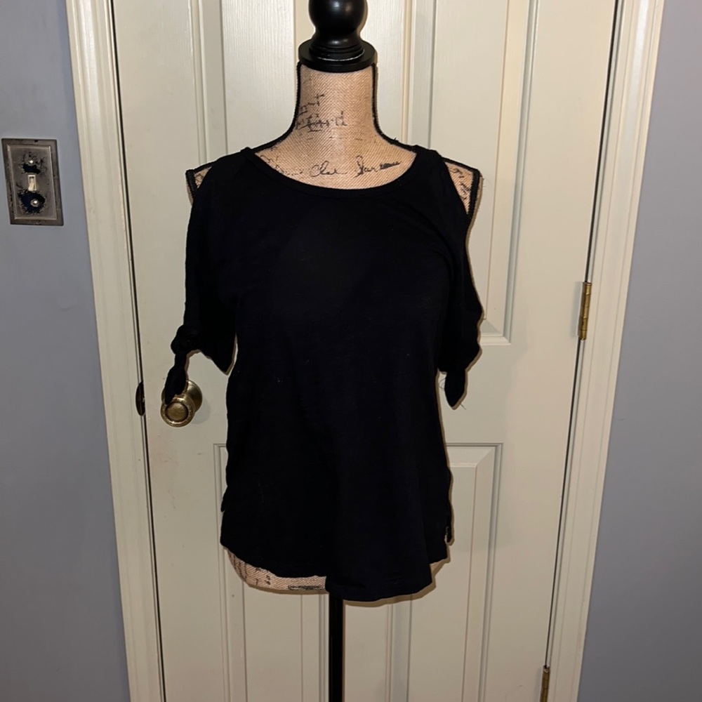 sanctuary size small black top